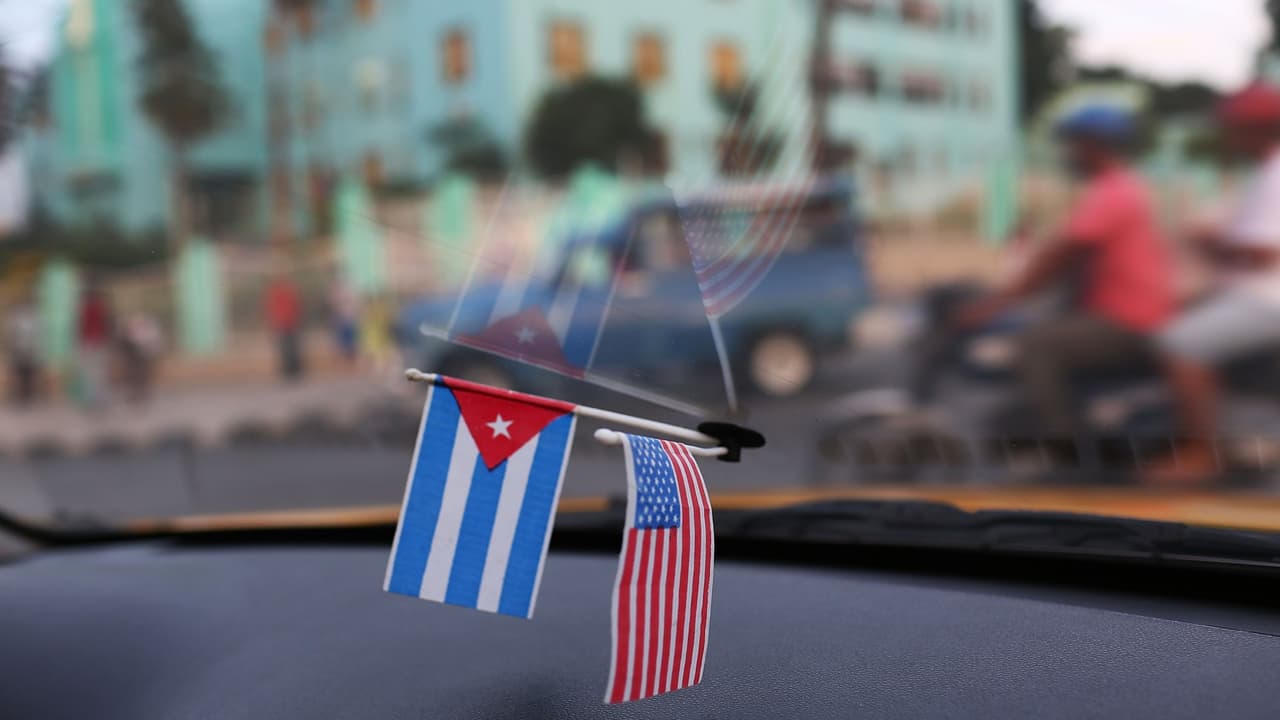 Cuba rechaza la decisión del gobierno de EEUU de suspender solo por un mes el título III de la ley Helms-Burton