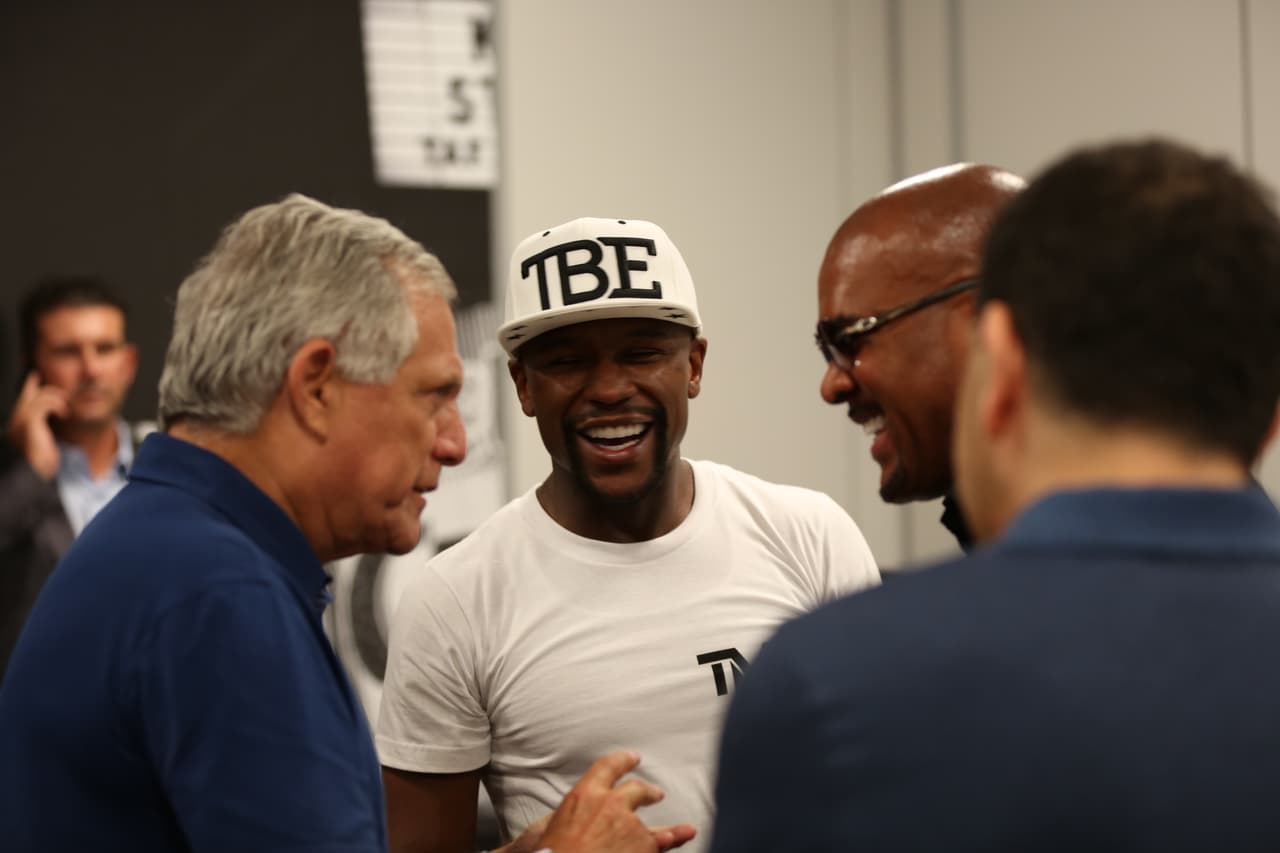 Floyd detuvo la báscula en 149.5 libras.