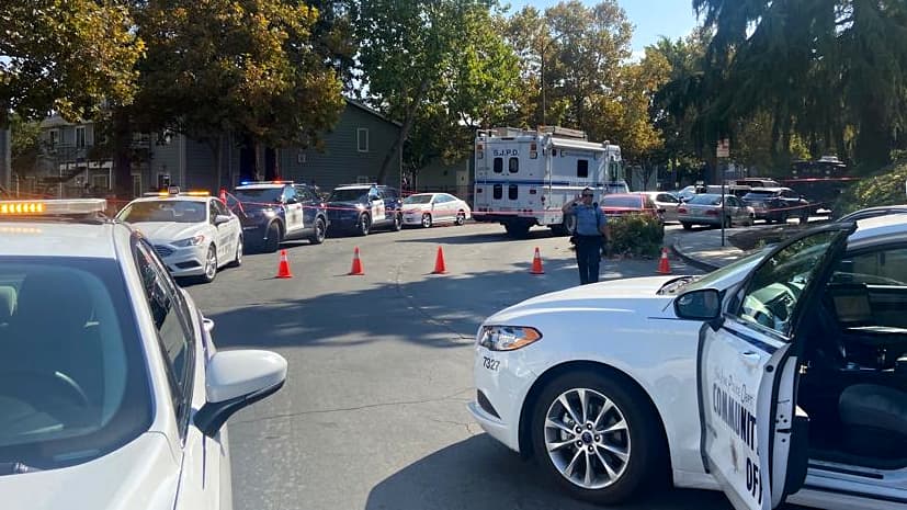 Policía negocia con sospechoso de violencia doméstica “armado y peligroso” atrincherado en San José