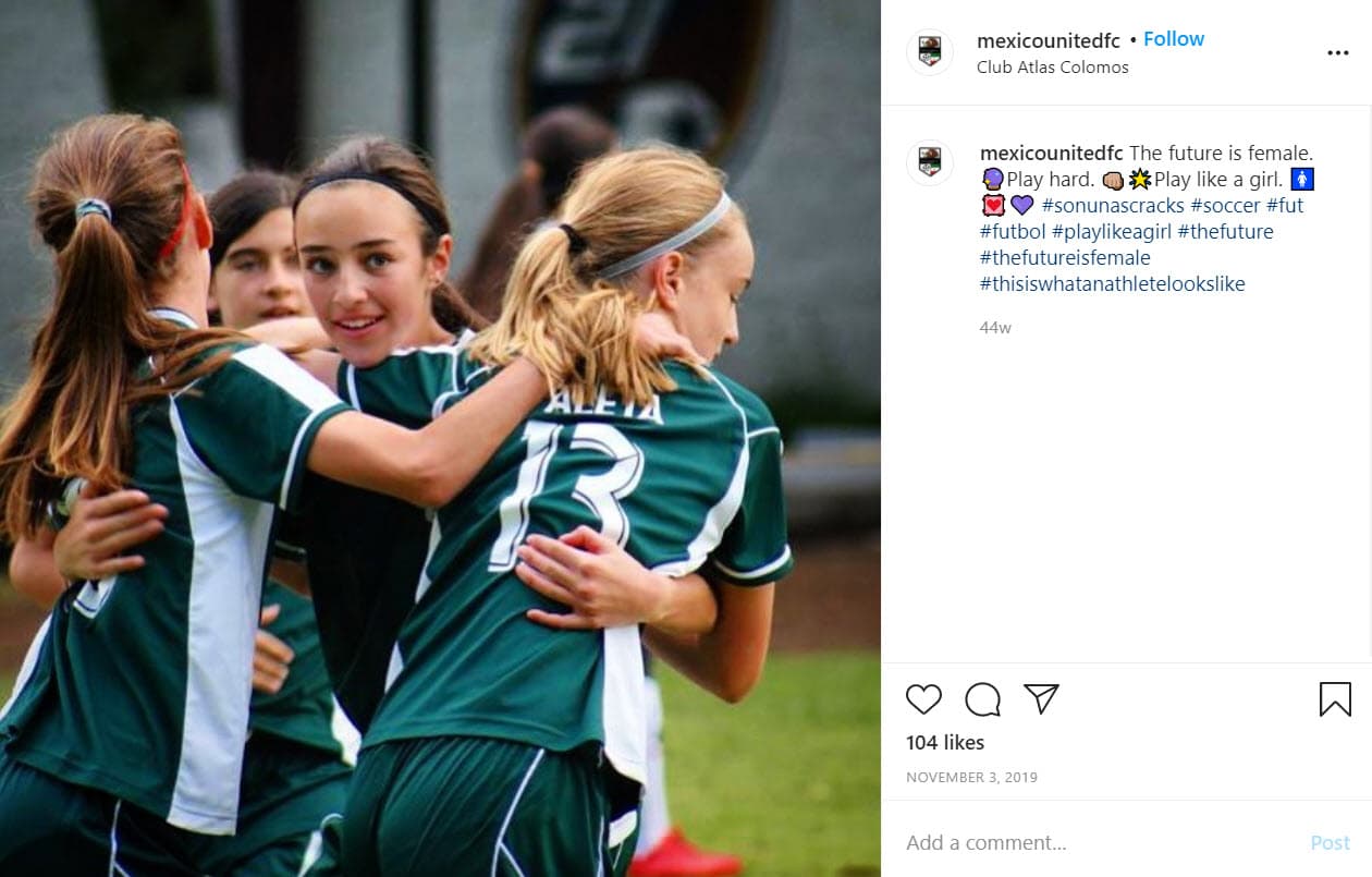 En la cuenta deportiva se muestran imágenes de las adolescentes en su desempeño como futbolistas.
<br>