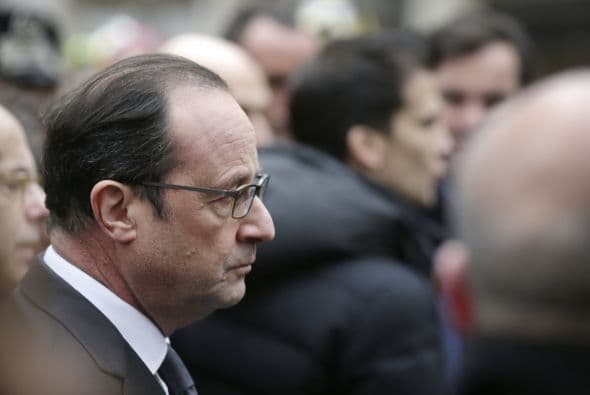 El presidente François Hollande calificó el suceso de "ataque terrorista".
