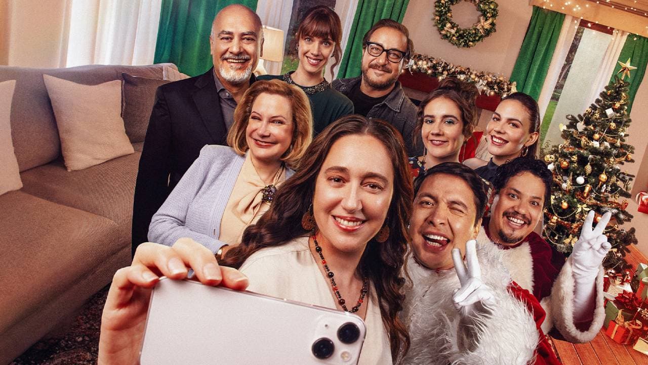 Celebra la Navidad con la película producida por Salma Hayek, El Sabor de la Navidad disponible en ViX