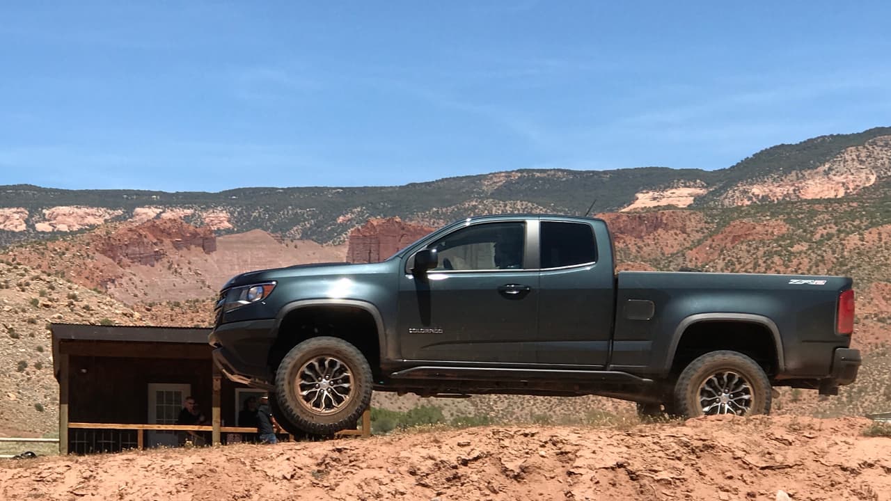 Lo primero que nos llamó la atención fue la gran compostura de la Chevrolet Colorado ZR2 en el terreno arcilloso.