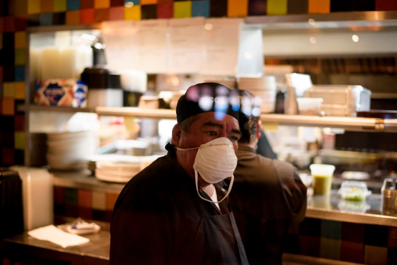 Qué texanos serían elegibles (y cuáles no) para los $300 extra a la semana por desempleo