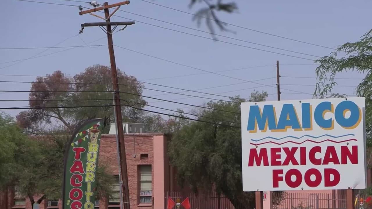 Vandalizan restaurante mexicano en Tucson y esta no es la primera vez: Buscan al responsable