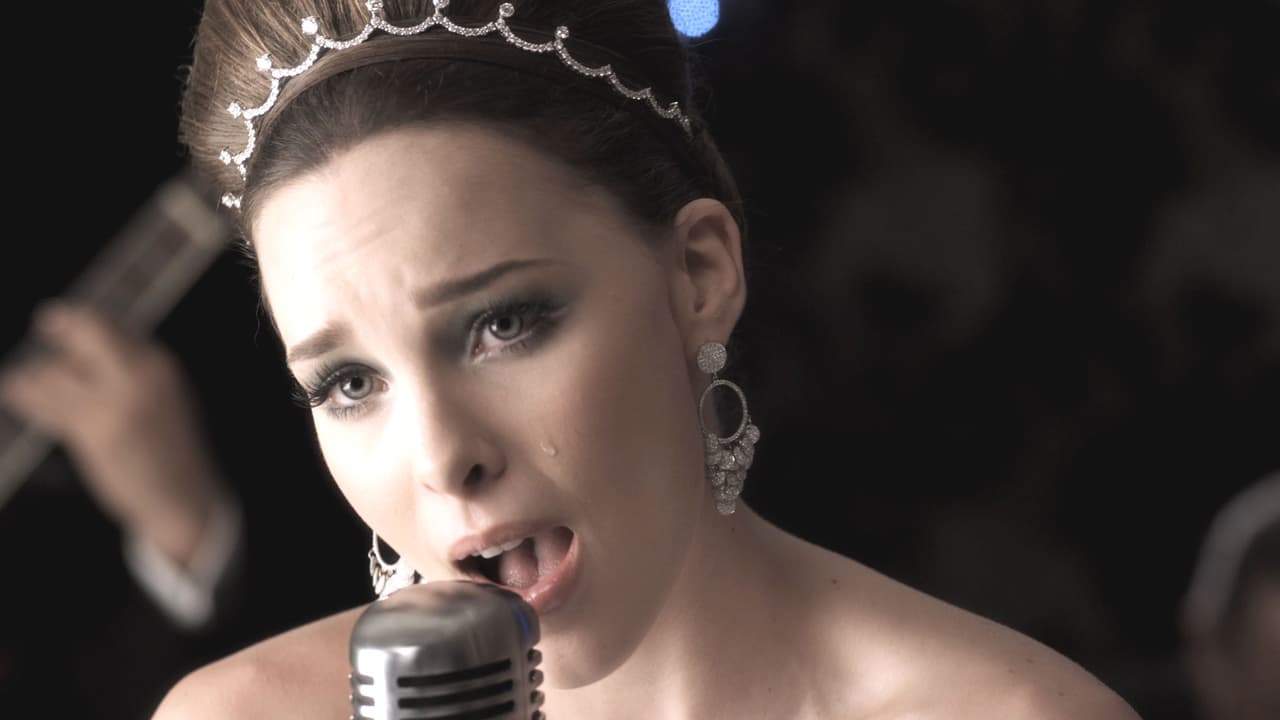 En esta serie, cantó un bolero clásico: "Contigo en la Distancia". Actualmente continúa con su carrera como cantante.