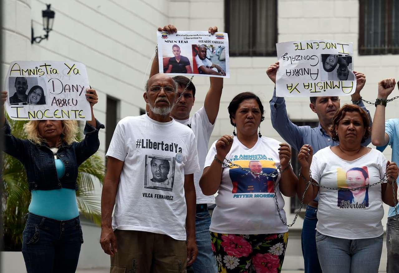 Manifestación de familiares de detenidos en Caracas.