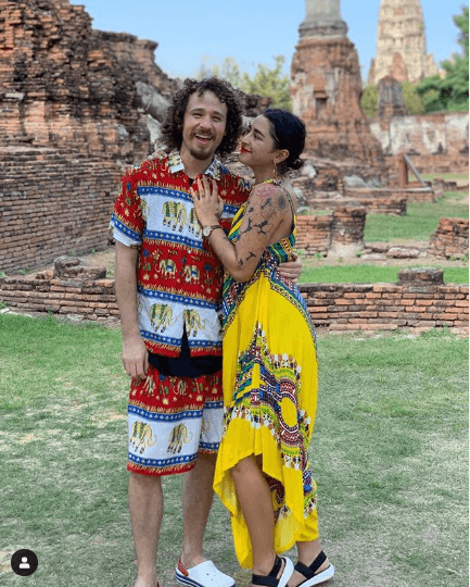 Durante la revisión del celular de Ryan, Lizbeth encuentra un mensaje en un grupo de WhatsApp donde supuestamente participa Luisito.