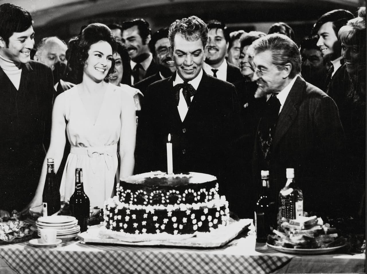 La actriz 
<b><a href="https://www.univision.com/entretenimiento/osmel-sousa-se-reencuentra-con-lupita-ferrer-y-lo-celebra-en-instagram" target="_blank">Lupita Ferrer</a></b> tiene más de 50 años de trayectoria artística y es considerada la reina de las telenovelas venezolanas.