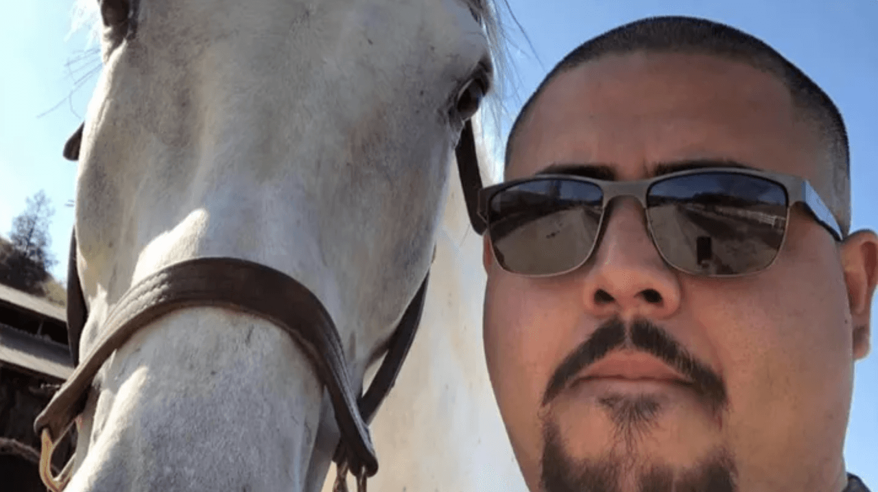 Ofrecen $50,000 de recompensa por asesino de hispano durante pelea ilegal de gallos 