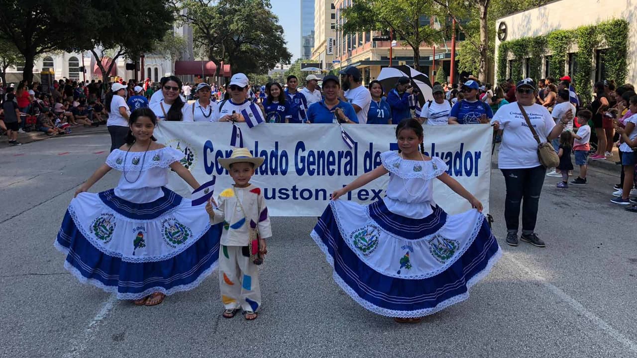 Consulado de El Salvador.