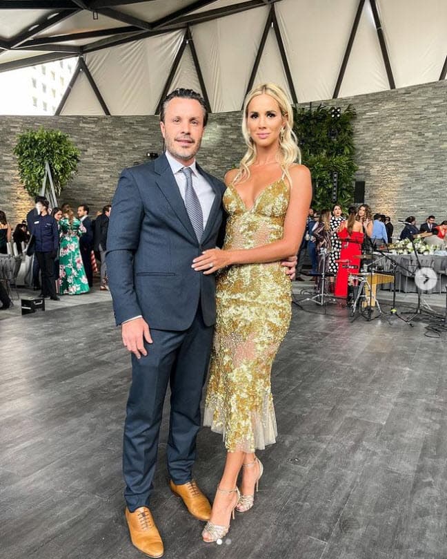 <b><a href="https://www.univision.com/famosos/exesposo-ines-gomez-mont-javier-diaz-hijos-custodia-fotos">Tita Bravo</a></b> dijo que los problemas entre Inés Gómez Mont y Javier Díaz comenzaron cuando él se unió en matrimonio con la socialité Carla Zepeda (foto), a quien considera "una linda niña".
<br>