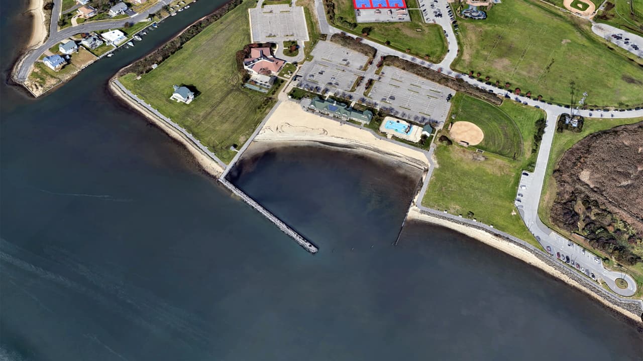<b>Nueva York.</b> 276 de 422 playas analizadas resultaron inseguras durante al menos un día en 2018. Tanner Park (condado Suffolk) fue potencialmente peligrosa por 48 días y Woodlawn State Park durante 47. Shirley Beach, Venetian Shores y Valley Grove Beach (condado Suffolk) dieron medidas peligrosas durante más de 20 días.