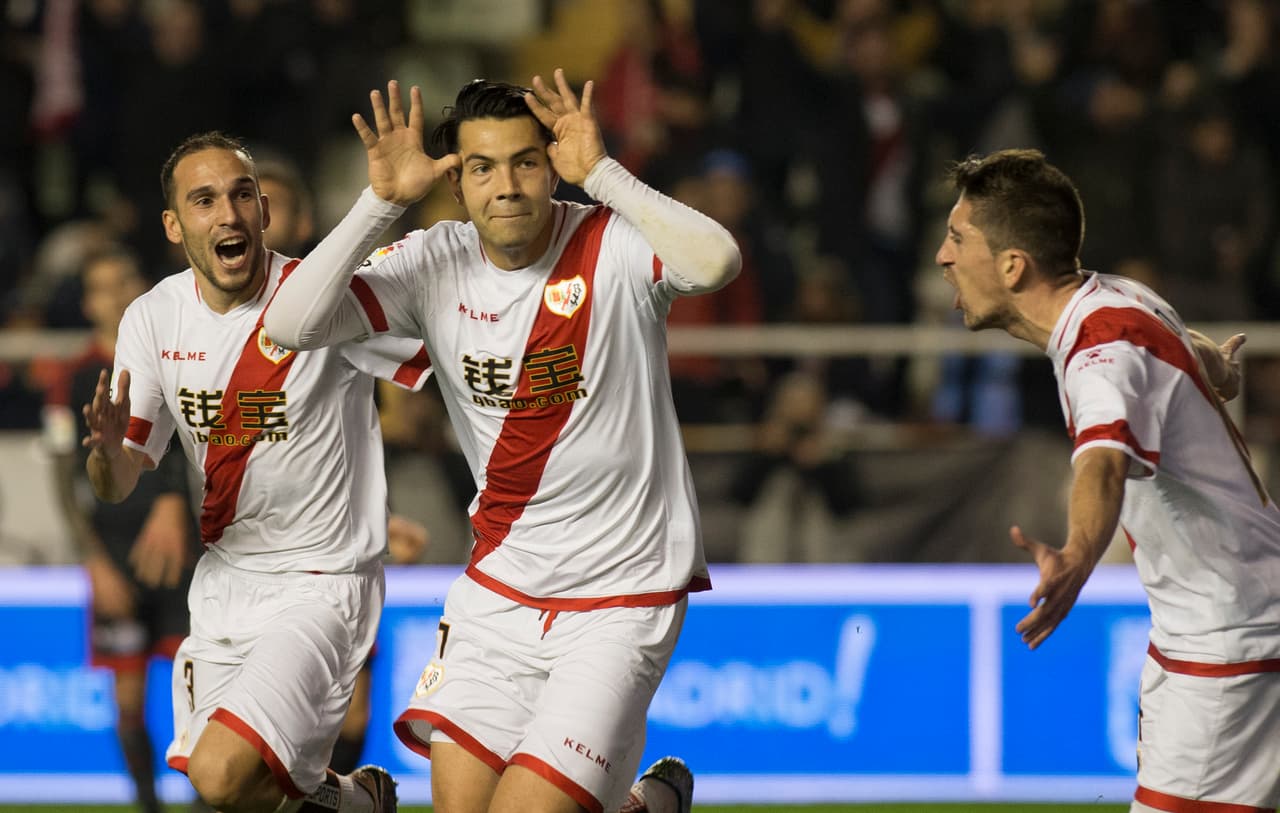 Rayo Vallecano 2 - Sevilla 2: El Rayo remonta un 0-2 y empata con gol del venezolano Miku
