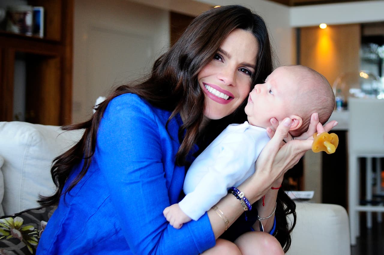 La reina de Nuestra Belleza Latina nos abrió las puertas de su casa y compartió momentos de su bebé, Lucas.
