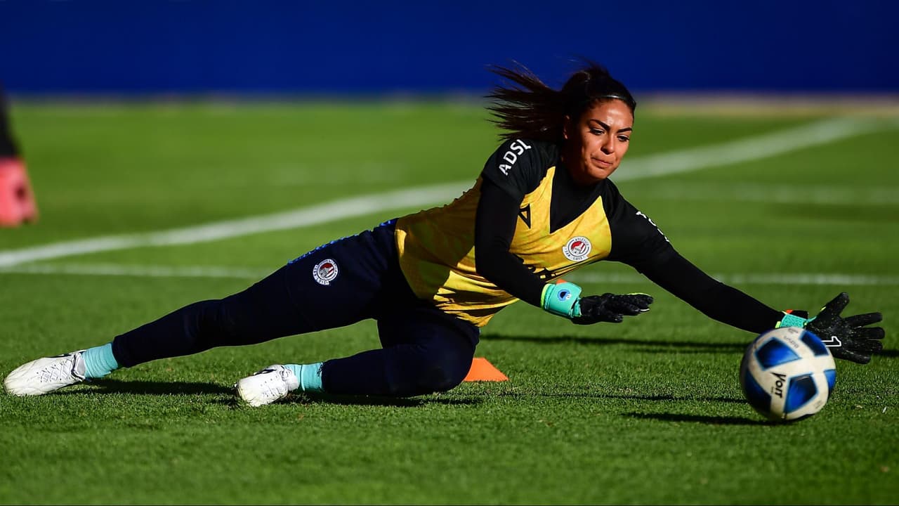 Stefani Jiménez, arquera mexicana, a prueba con el Atlético de Madrid por siete días