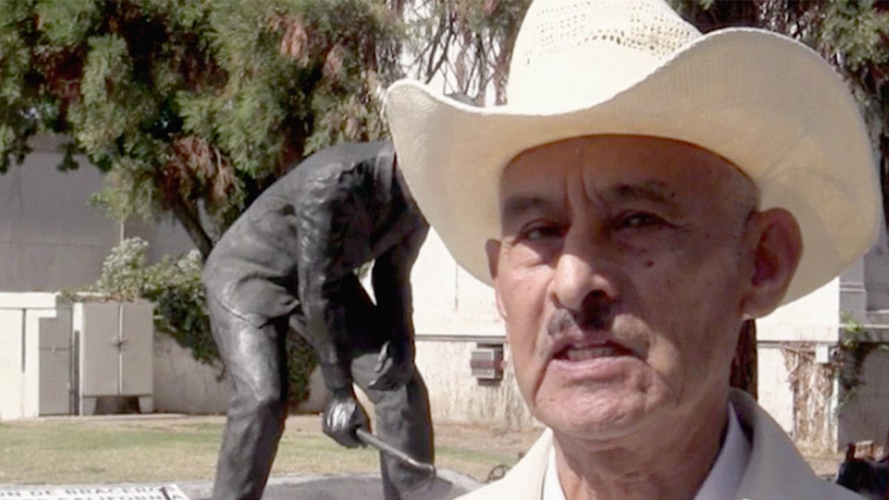 “Vine a Estados Unidos sin papeles, pasé el río Bravo, en el lugar donde divide Ciudad Acuña y Del Río, Texas. Fui bracero en 1956, recorrí muchos estados del norte y aquí en California vine en 1959”, cuenta Bernabé Lora Lora, quien vive en California.
<br>