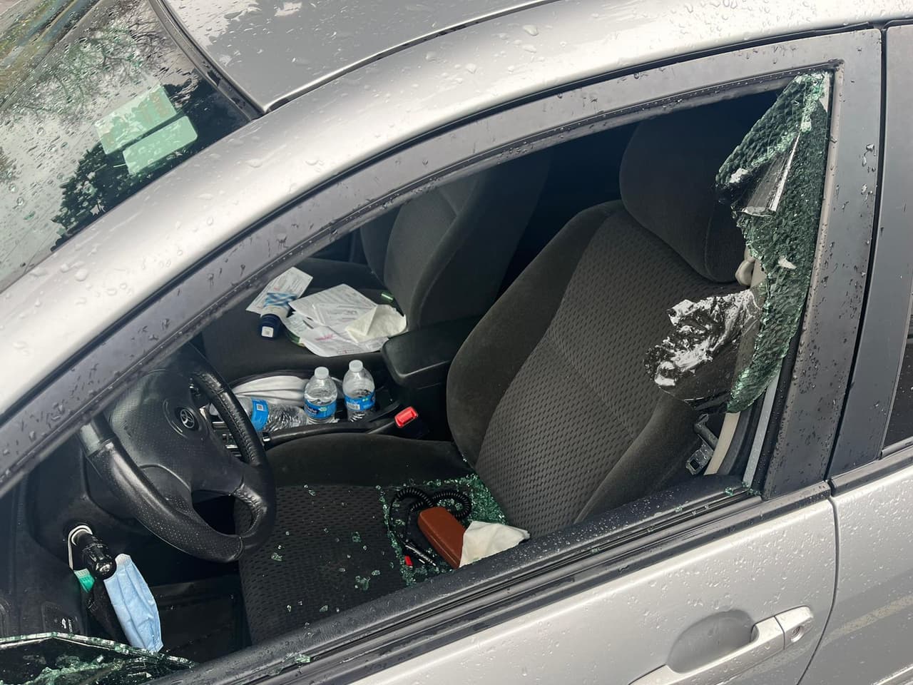 Más de 60 vehículos fueron dañados en las cercanías del campus de Sacramento State