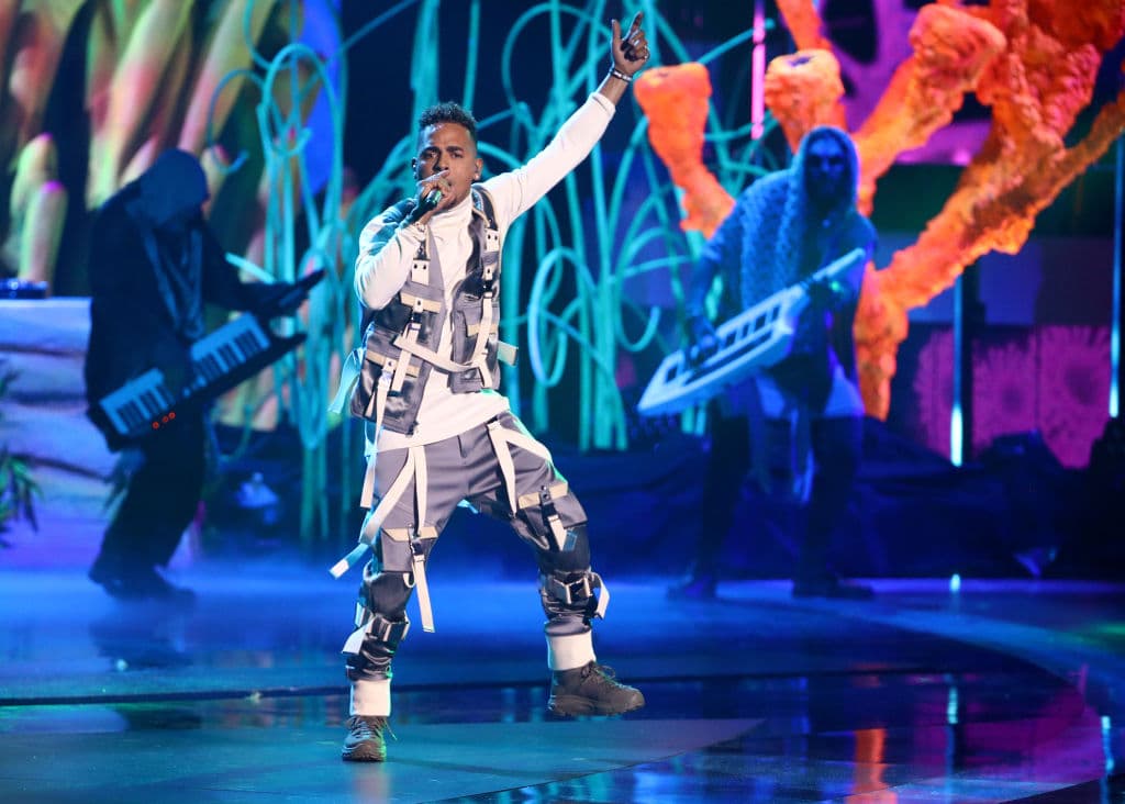 <b>Ozuna</b> tuvo una gran noche y cantó algunos de sus éxitos en vivo, demostrando su gran capacidad musical casi 'Hasta que salga el sol'.