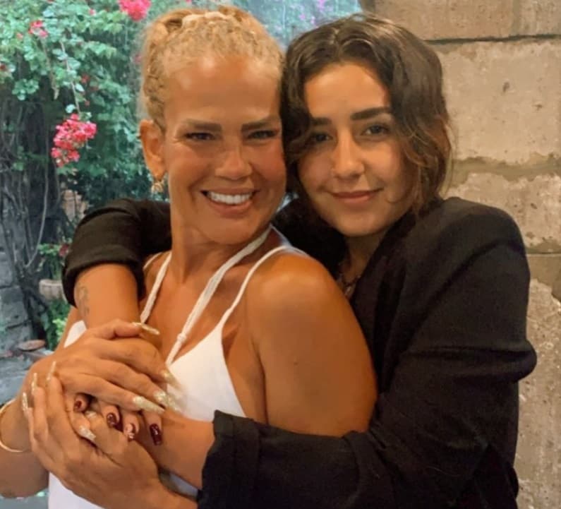 En una entrevista hecha por TvyNovelas, la jovencita platicó lo que significa este logro profesional y si le afectan las críticas.