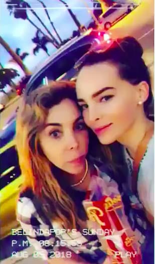 Fue la mamá de la artista, Belinda Schüll, quien a través de las redes sociales rogó por oraciones para su madre Juana Moreno.