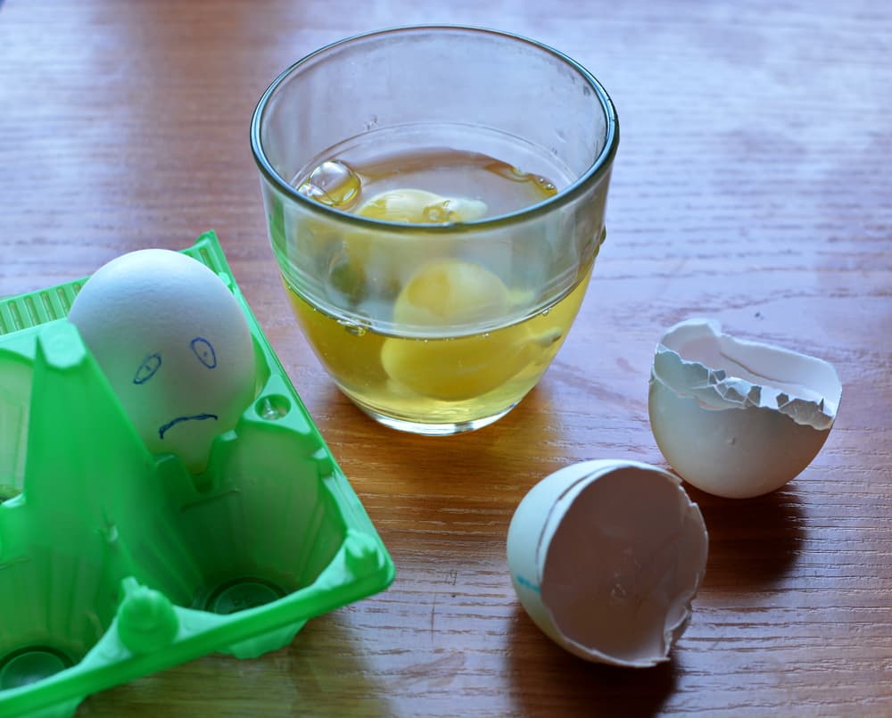 Si el agua está obscura te han hecho un trabajo de brujería para que todo te salga mal, padezcas enfermedades, infidelidad y problemas económicos.