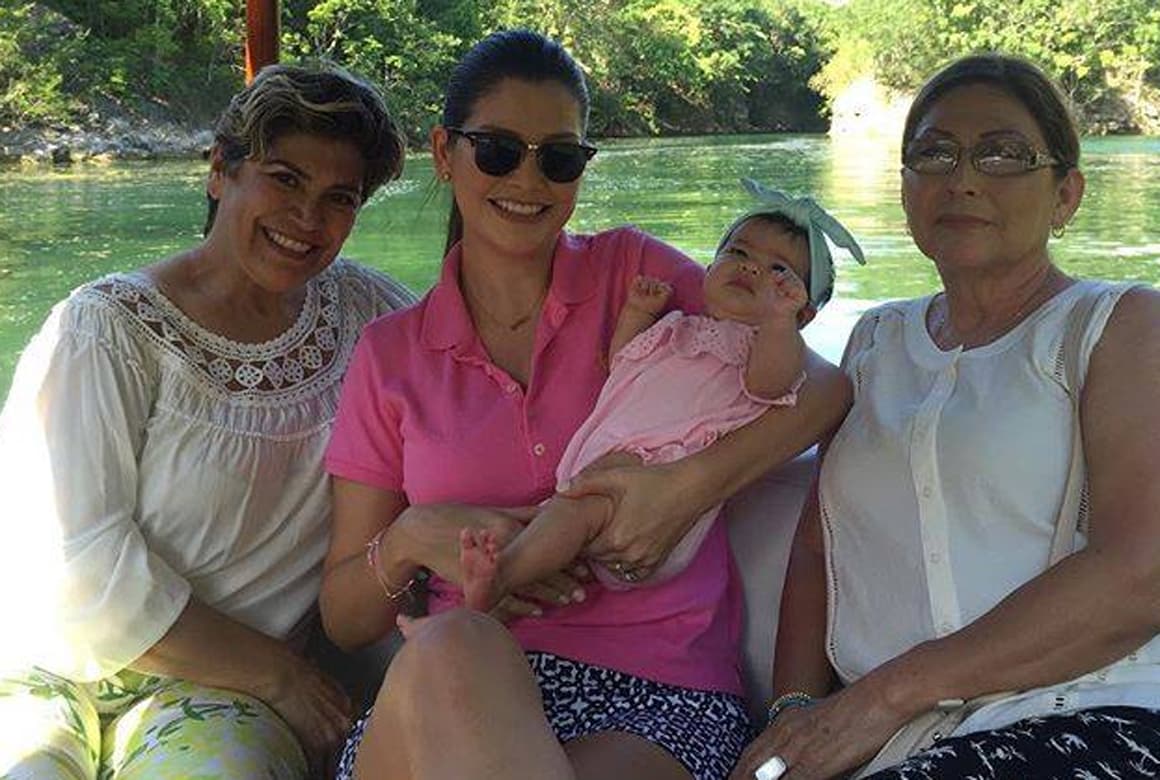 De paseo con las abuelitas.