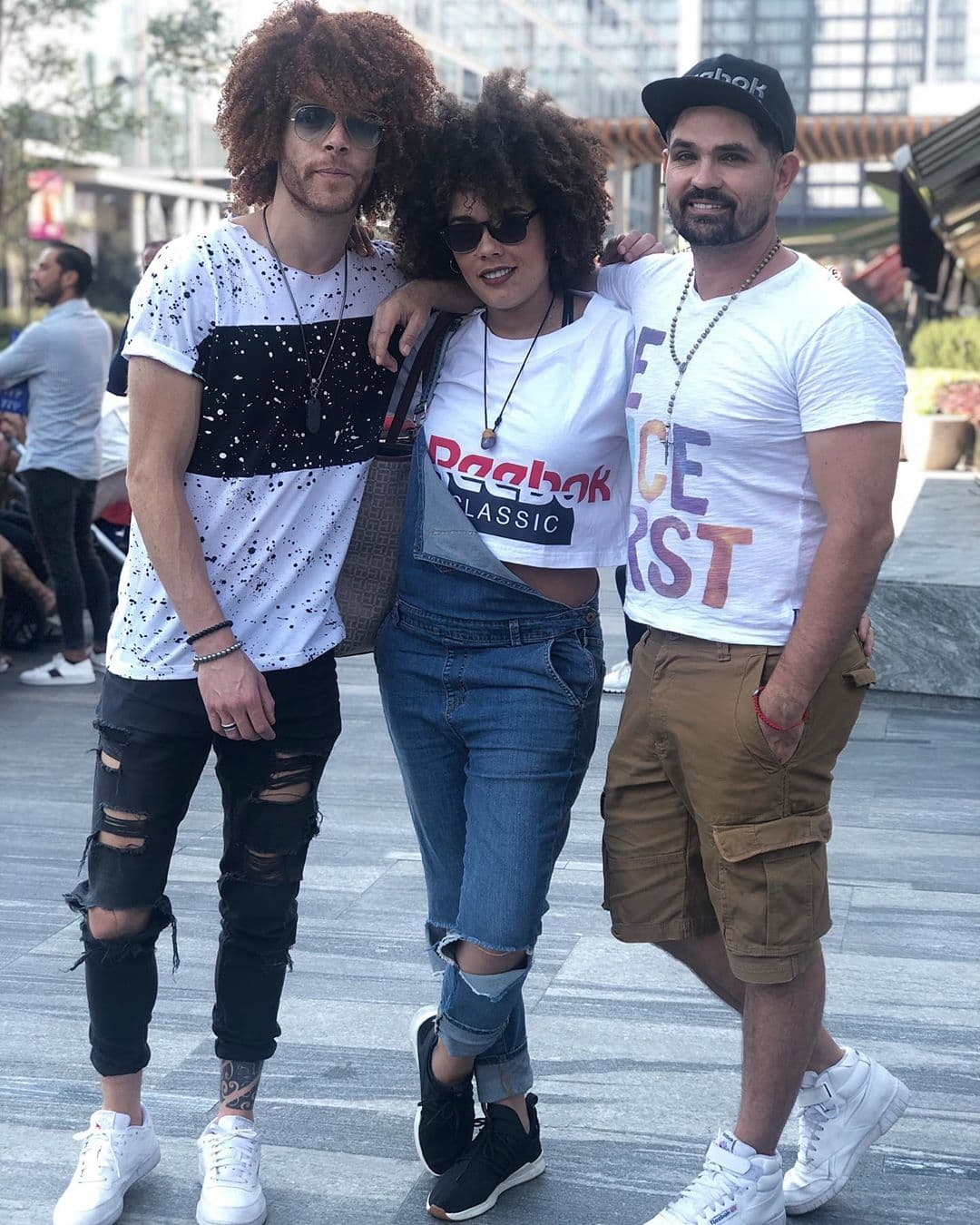 A través de Instagram, el actor compartió una fotografía en donde aparece junto a su hija Sofía, la madre de sus mellizos, Brenda Kellerman, y Tadeo, el hermanito de Dante.