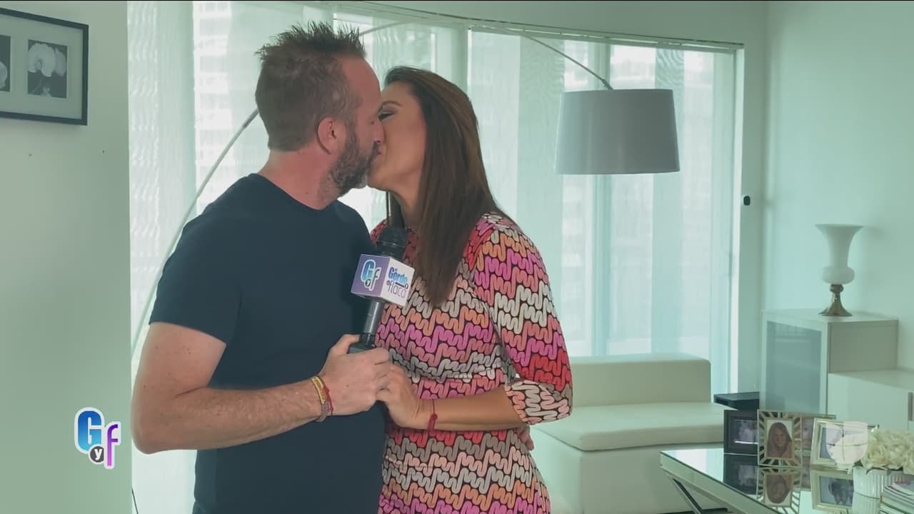 El pasado 16 de julio, Charry se llevó una gran sorpresa cuando su novio le entregó el anillo de compromiso durante un enlace en el show 
<b><a href="https://www.univision.com/shows/el-gordo-y-la-flaca" target="_blank">El Gordo y La Flaca. </a></b>
<br>