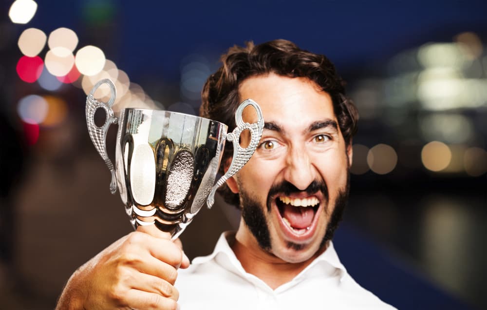 Recuerda que estás regido por Marte, y tu energía se deriva a todos aquellos lugares en los que puedas descollar como el líder indiscutible que eres, esa persona que sabe erguirse por encima de las dificultades en el momento preciso. Sabrás siempre donde ir ya que tu conoces intuitivamente lo que debes hacer, y decir, en todo momento.