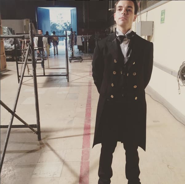 Esperando el momento para comenzar a grabar.