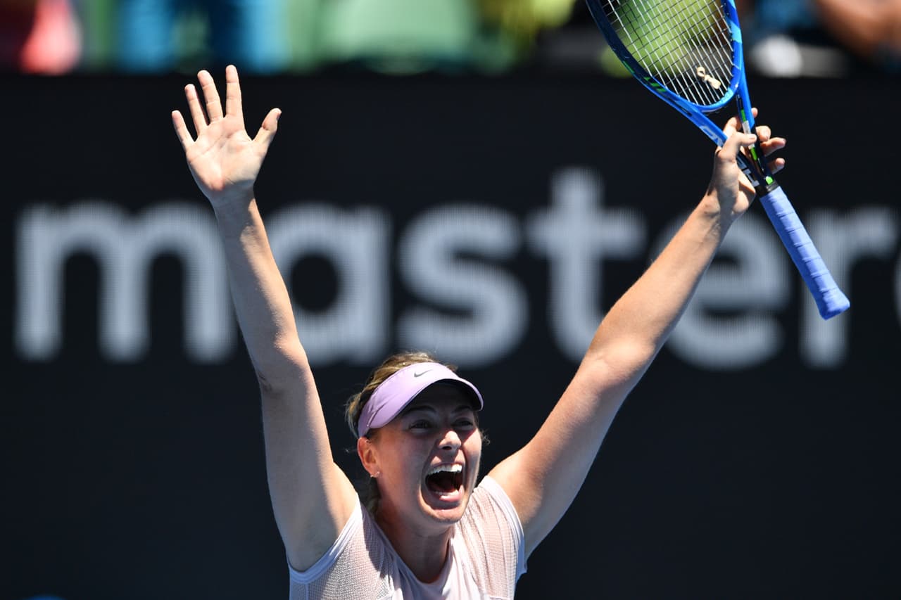 La rusa María Sharapova, aún vigente en el torneo, tiene fama gracias a una mezcla de talento y belleza: con cuerpo estilizado y rostro angelical, su sonrisa nunca pasa de moda.