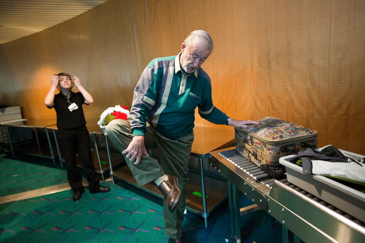 Lleva zapatos que se puedan retirar y poner fácilmente, y ahorra tiempo a la hora de la revisión de seguridad.
