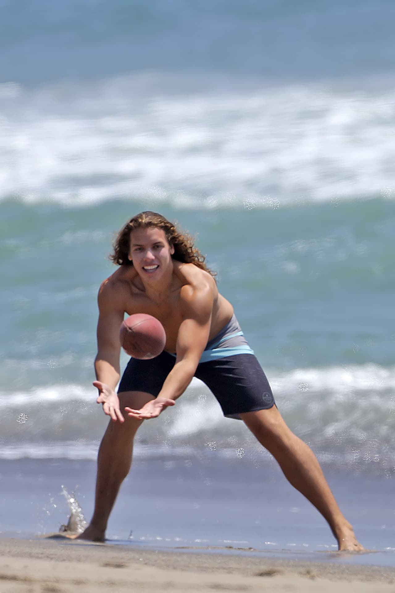 A quien no vimos por ninguna parte fue a su mami.