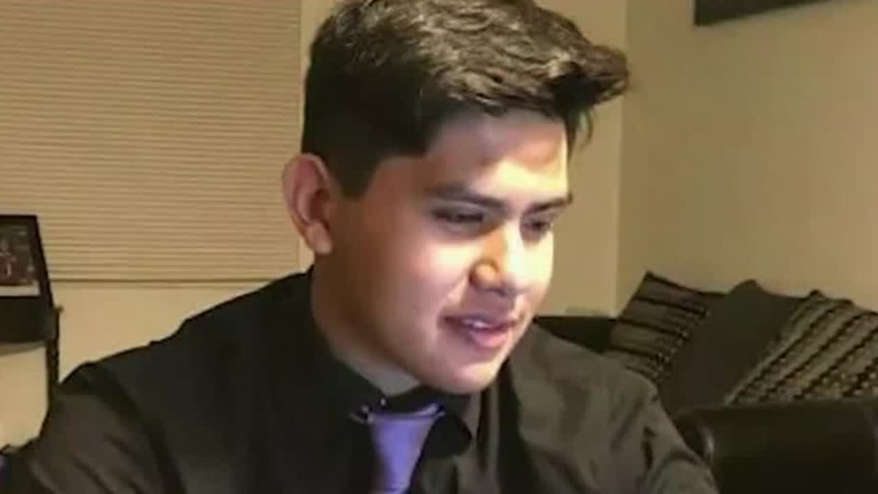 Estudiante hispano demuestra que el esfuerzo pesa más que la pandemia y recibe beca Edison 2021