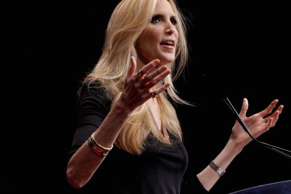 La escritora estadounidense de corte conservador propuso en un programa de televisión bombardear a México para combatir la migración.