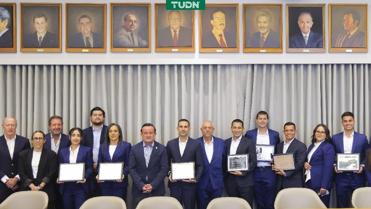 La FMF reconoce a histórico cuerpo arbitral del Mundial 2026 