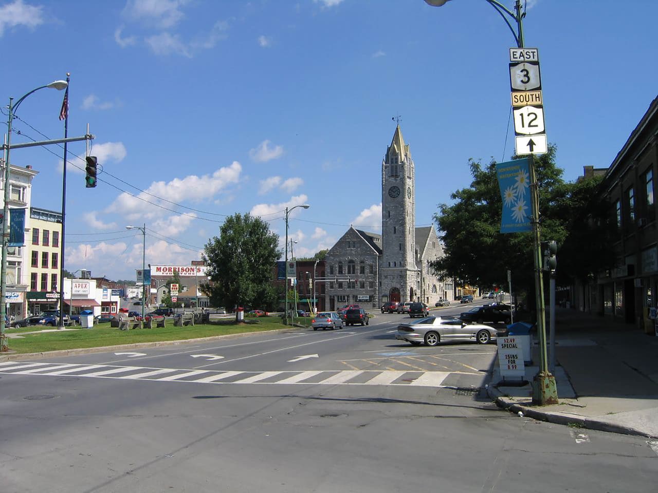 <b>Puesto 1. Área metropolitana de Watertown y Fort Drum, Nueva York</b>
<br>
<br>Variación de la población por la migración, entre 2010 y 2020: -17.0% (-19,763 habitantes).
<br>
<br>Variación de la población en general, entre 2010 y 2020: -7.0% (-8,139 habitantes).
<br>
<br>Tasa de pobreza: 15.5%.
<br>
<br>Población en 2020: 108,095 habitantes.
<br>