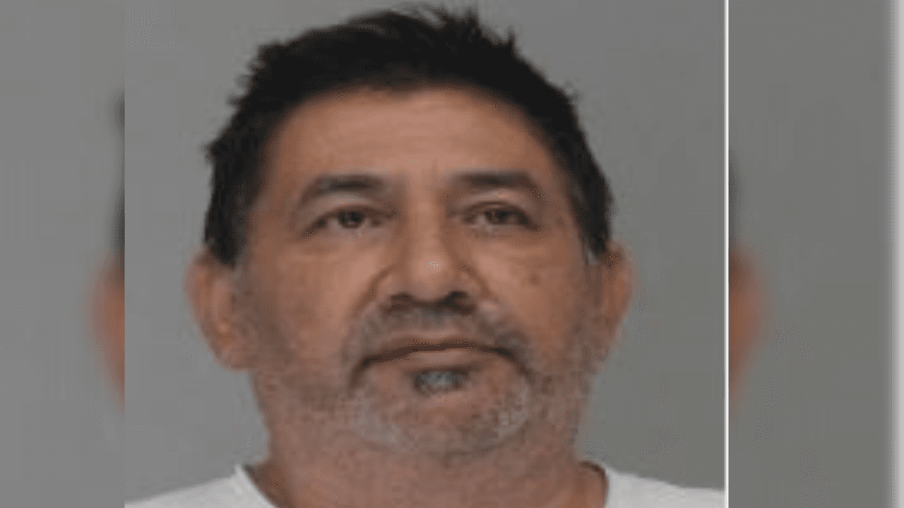 Arrestan al sospechoso de estrangular de muerte a una mujer hace 33 años en Dallas