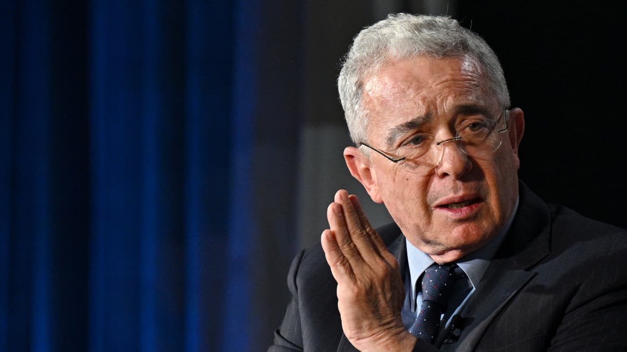 Expresidente colombiano Álvaro Uribe es hallado culpable de soborno y fraude procesal: así reaccionan en Miami