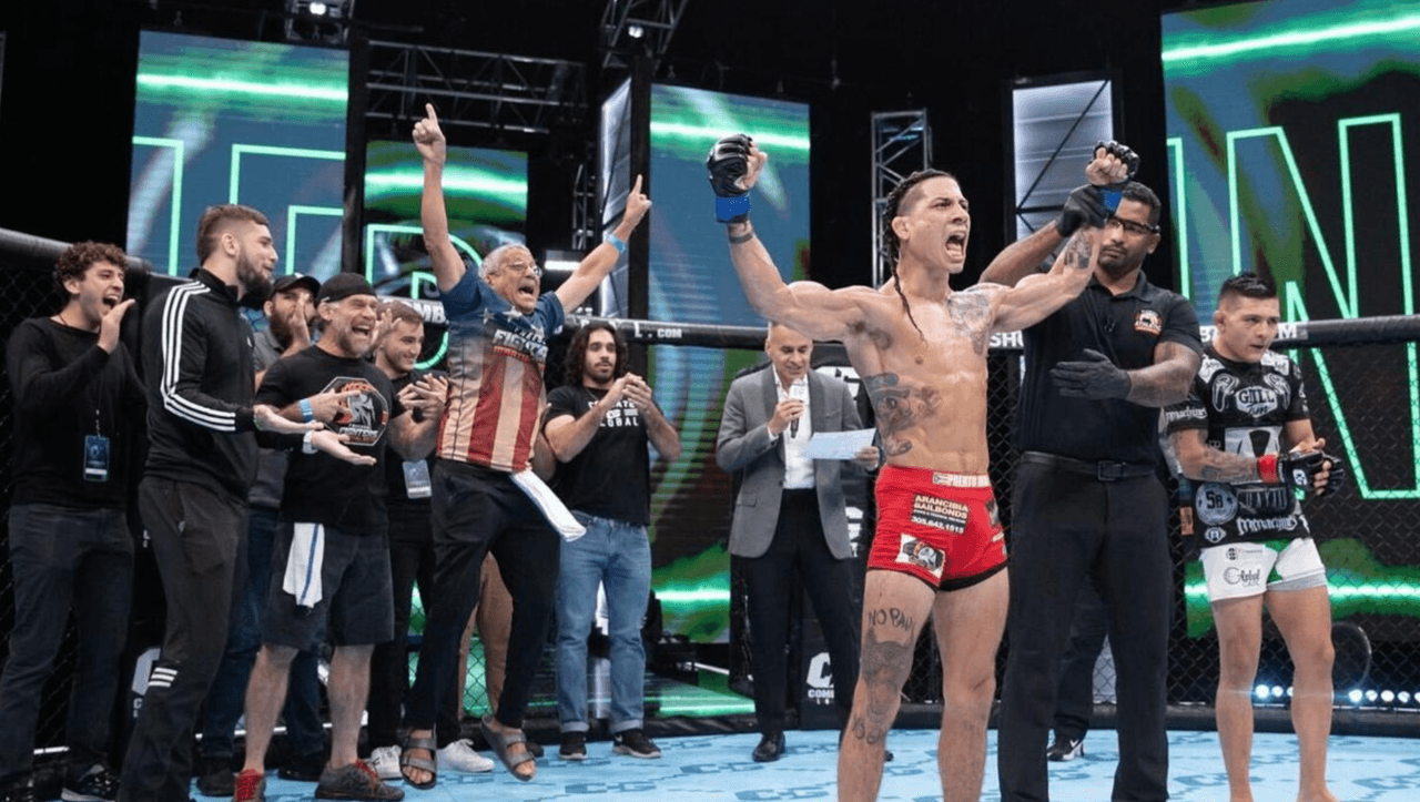 Justin 'Slick J' Vazquez domina a Jair Pérez en Combate Global