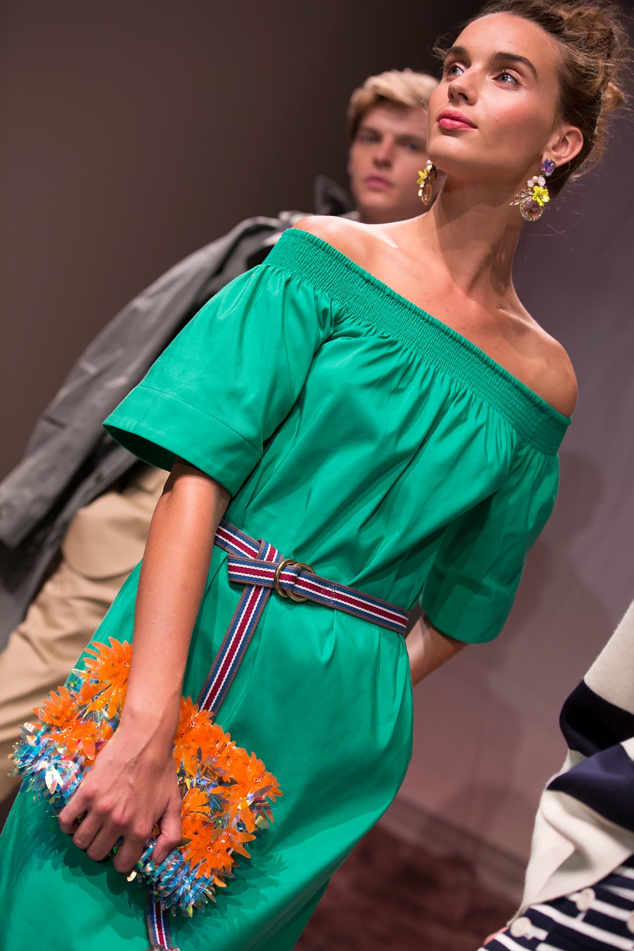Sin duda, uno de los escotes más femeninos y sexys para la primavera. Diseñador J. Crew. NYFW, Spring/Summer 2016 - 09/16/2015