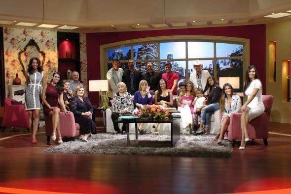 Por último, no podía faltar la foto del recuerdo de todas las estrellas que estuvieron presentes en este emocionante programa.