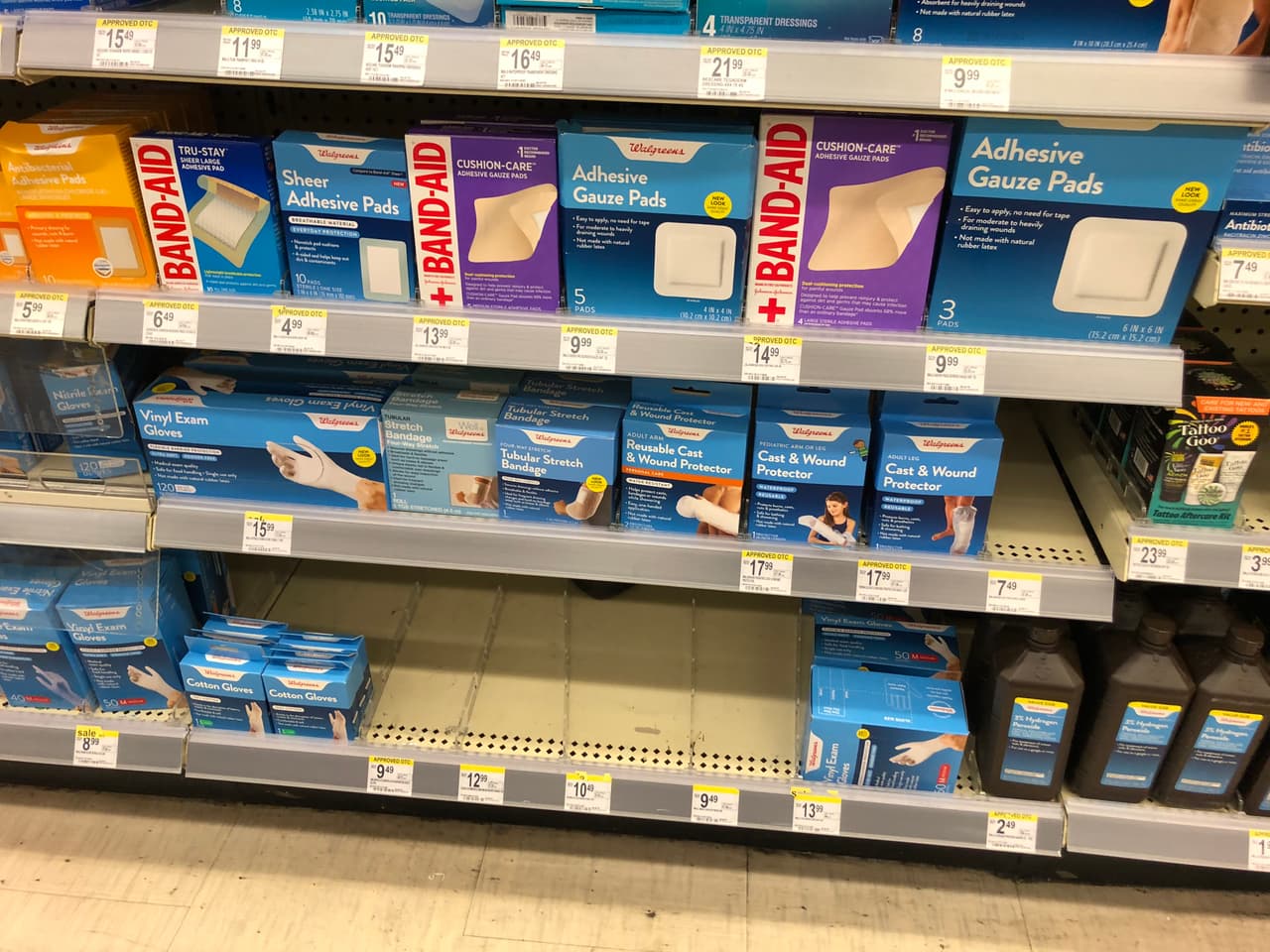 Los precios de las máscaras van desde los $5 hasta los $15. 
<br>