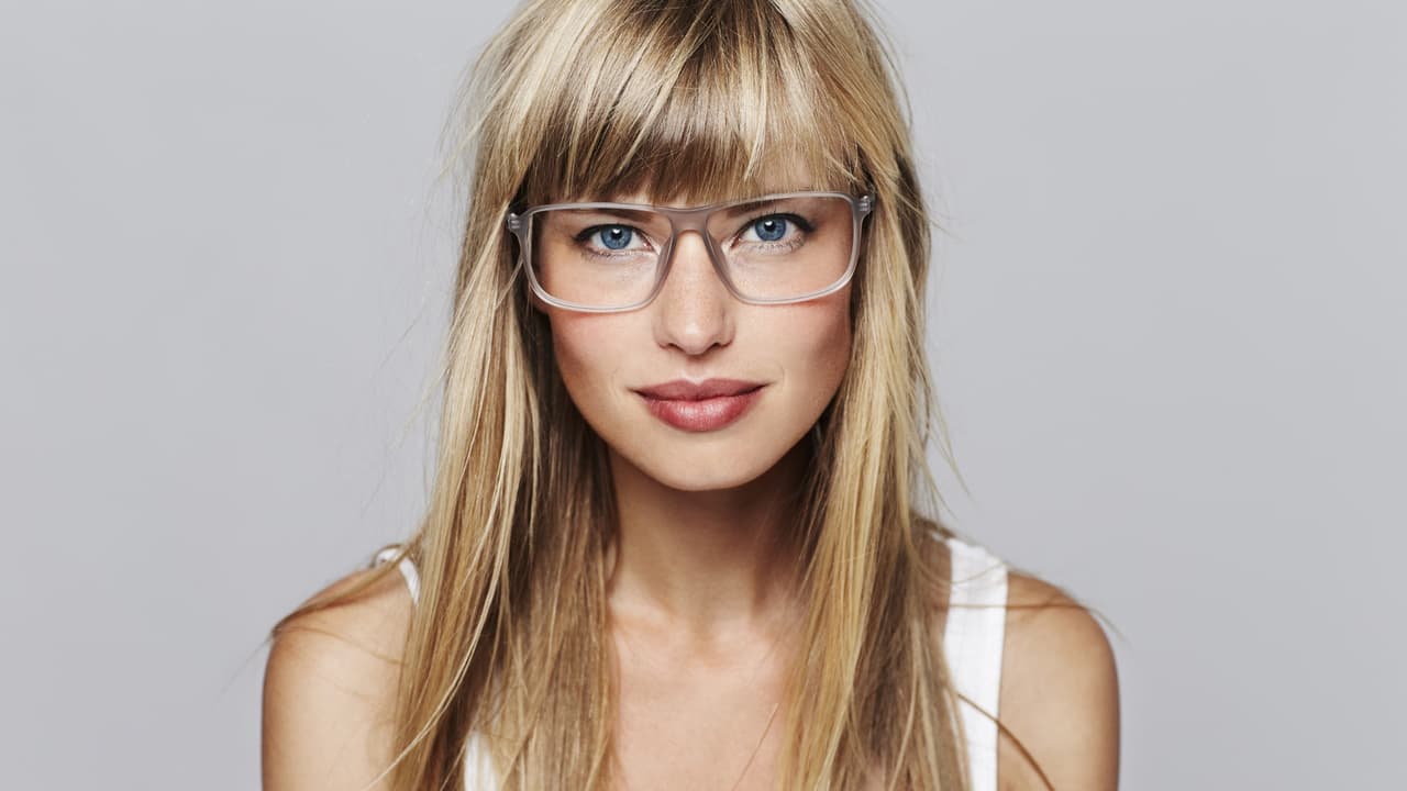 Cabello largo con fleco