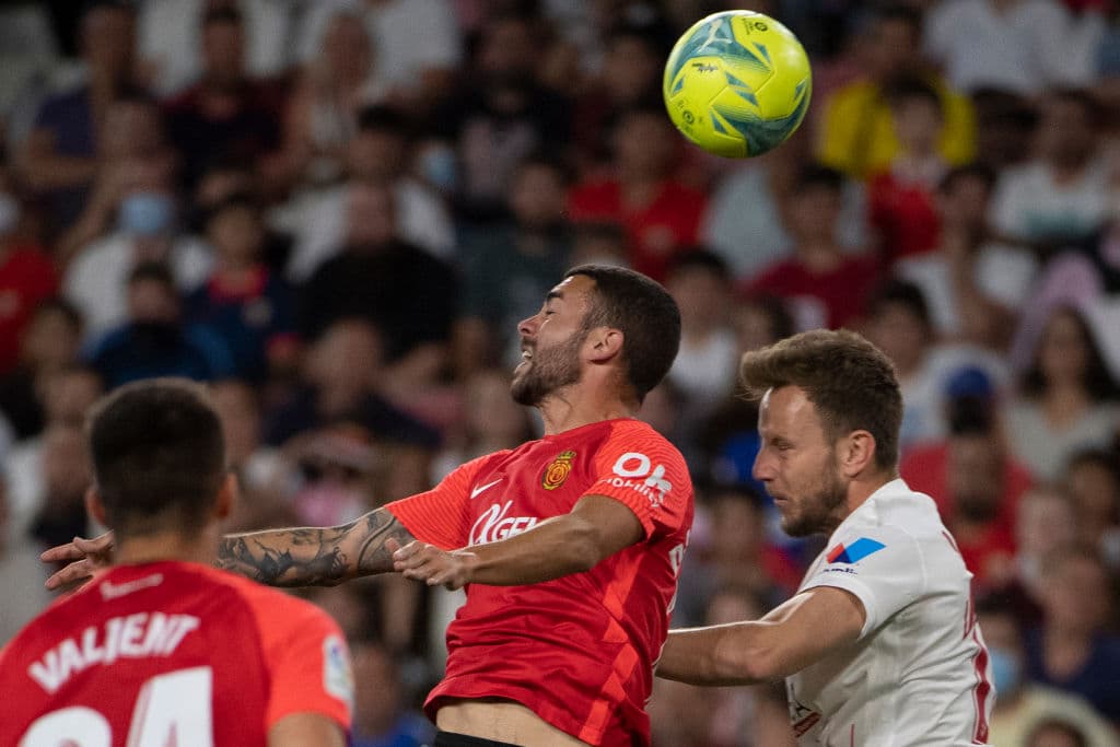 El Sevilla, con el mexicano Jesús ‘Tecatito’ Corina todo el partido empató sin goles con el Mallorca que dirige su compatriota de Javier Aguirre en antepenúltima jornada de LaLiga de España.