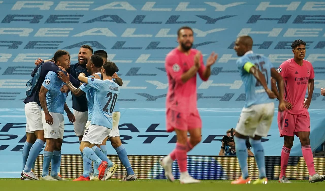 El gol derivó de una terrible falla en la zaga; peinó el esférico y lo mandó al fondo del arco de Courtois.