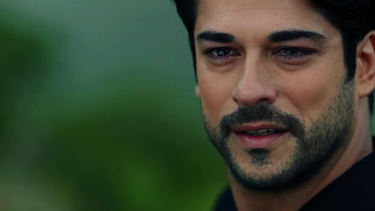 Kemal no desaprovecharía la oportunidad para cumplir la promesa que un día realizó: liberar a su esposa e hija de la maldad de Emir.