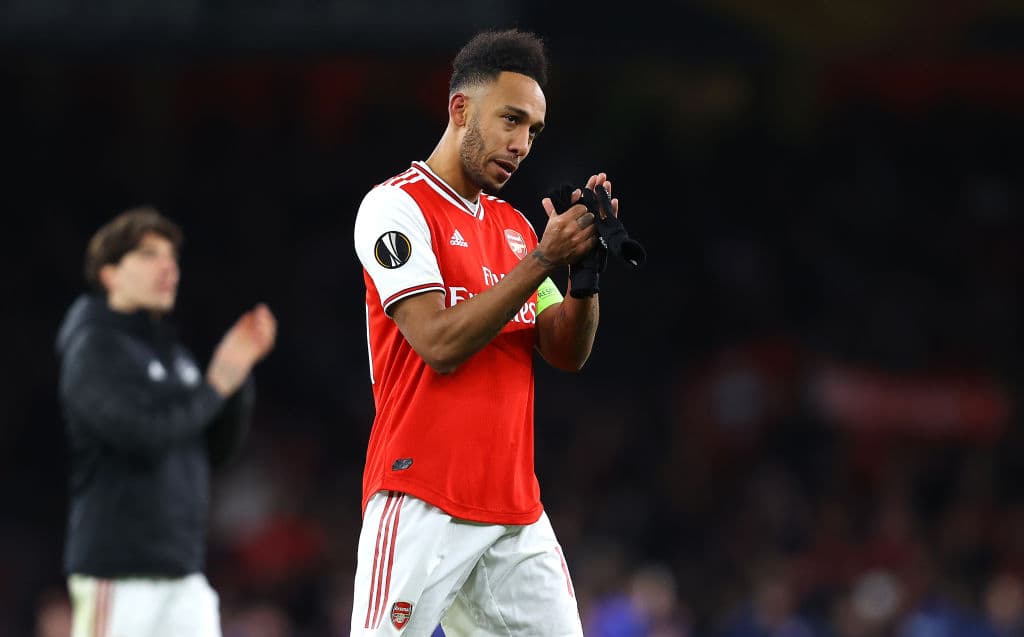 <b>7 - Pierre-Emerick Aubameyang - Arsenal</b> - El atacante del Arsenal siempre ha deslumbrado por su gran velocidad y en el FIFA no hicieron la excpeción al darle una media de 88 y una velocidad de 94.
<br>