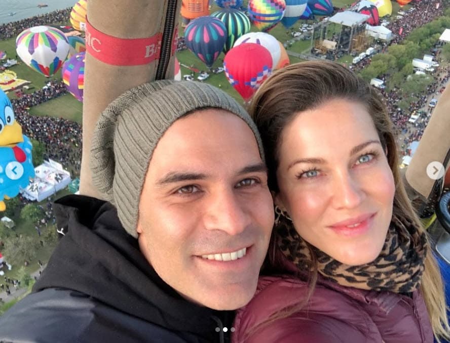 "Mi versión es que pues
<b><a href="https://www.youtube.com/watch?v=d0S2lC0b_iU&feature=emb_title" target="_blank"> no se había finiquitado mi historia</a></b>, digamos legalmente, ni en mi cabeza, ni en mi corazón, ni se me dijo con tiempito, 'oye, pues ya no te quiero, nos vamos a separar', o sea, sí fue todo como muy revuelto", dijo la actriz a 'El minuto que cambió mi destino' en enero de 2018. 
<br>